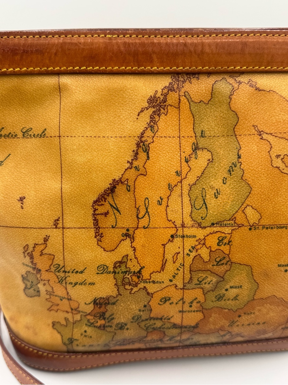 Alviero Martini 1a Classe Map-Print Shoulder Bag with Luggage Tag - Picture 12 of 16